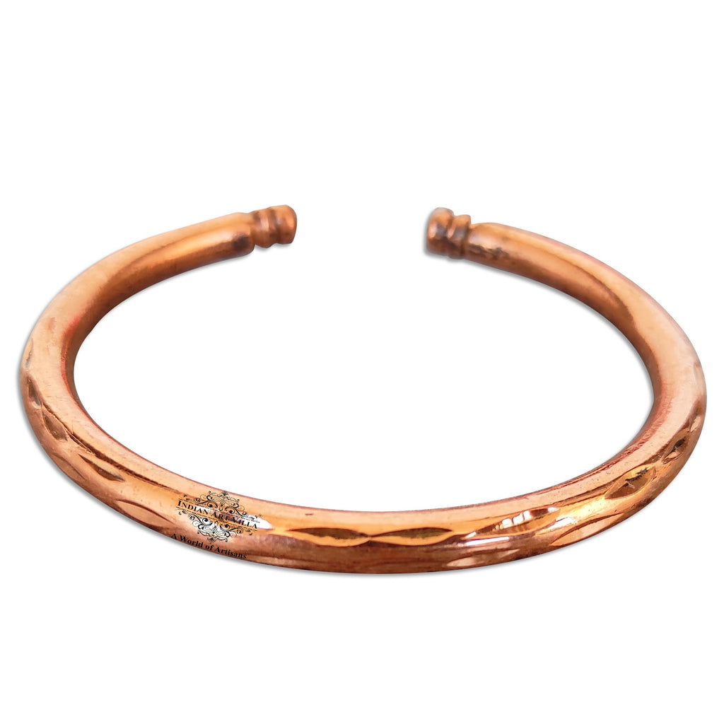 INDIAN ART VILLA Copper Diamond Design Round Jointless Kada in shine finish, Diameter-3.2 Inches