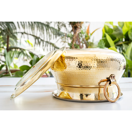 Brass Hammered Lagan Handi With Handle With Tin Lining  & Lid Cover