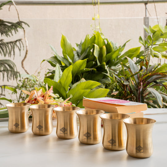 Pure Brass Curved Design Plain Glass With Lines