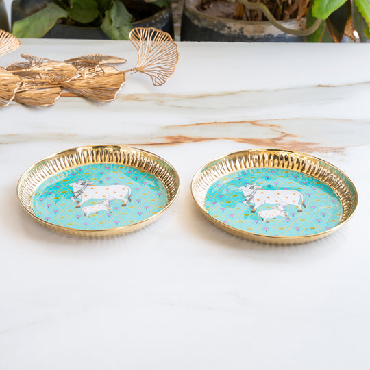 Indian Art Villa Brass Thali With Pichwai Kamdhenu Print Set Of 2, 7 Inches for Daily Rituals & Gifting