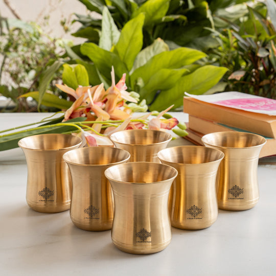 Pure Brass Curved Design Plain Glass With Lines