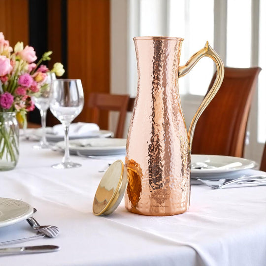 Vintage-style copper jug with brass handle and lid, 1400 ML capacity