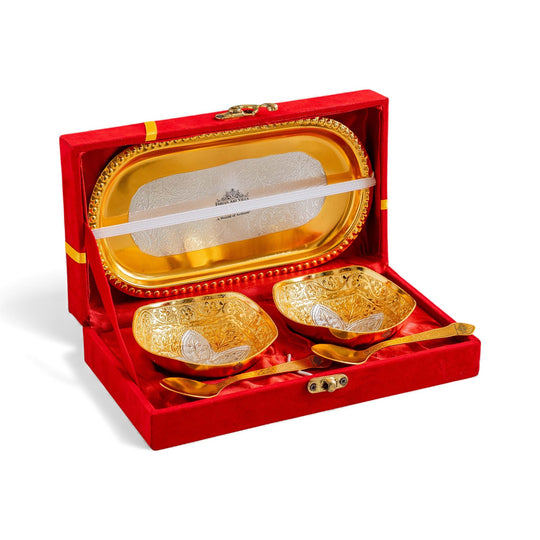 Pure Silver Gold Polished Embossed Flower Design Set of 2 Bowl with 2 Spoon & 1 Tray