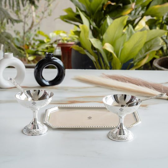 Silver Plated Designer Ice Cream Gift Set 2 Bowl with 2 Spoon & 1 Tray