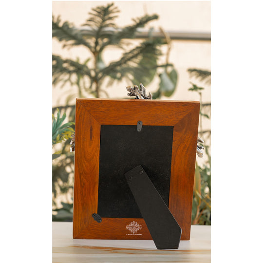 Wooden Photo Frame with Leaf & Acorn Design, 17x11 cm  Photo Size – Elegant Decorative Frame for Home Décor.