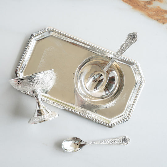 Silver Plated Designer Ice Cream Gift Set 2 Bowl with 2 Spoon & 1 Tray