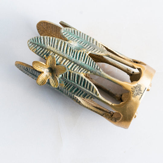 Gold Finish Green Leaf Decorative Cutlery Stand