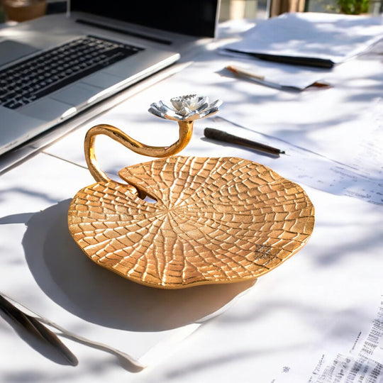 Brass Finish Lotus Flower Design Tissue Holder – Elegant Handcrafted Napkin Stand, Decorative Table Centerpiece and Home Décor