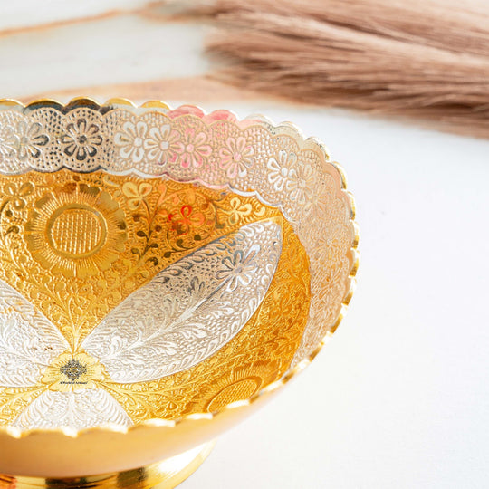 Pure Silver Plated Gold Polished Leaf Design Oval Shape Bowl 520 ML