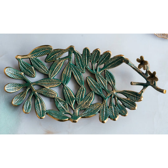 Brass Finish Green Banana Leaf Design Decorative Tray – 40 cm, Elegant Oval Shaped Centerpiece for Home Décor And Table Decoration