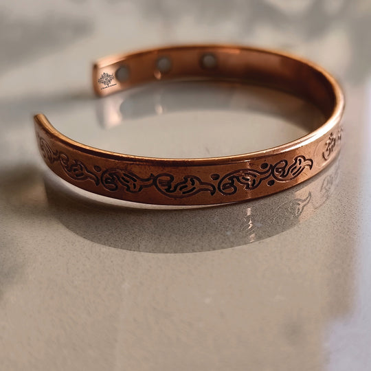 Unisex Copper Magnetic Bangle with Om Namah Shivay Inscription