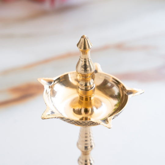 Brass Pillar Diya Set of 2 with Scalloped Bowl & Shine Finish