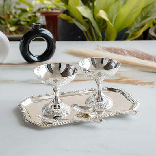 Silver Plated Designer Ice Cream Gift Set 2 Bowl with 2 Spoon & 1 Tray