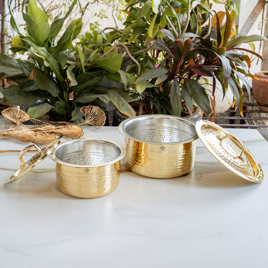 Pure Brass Hammered Design Bhagona with inside Tin Lining & Lid