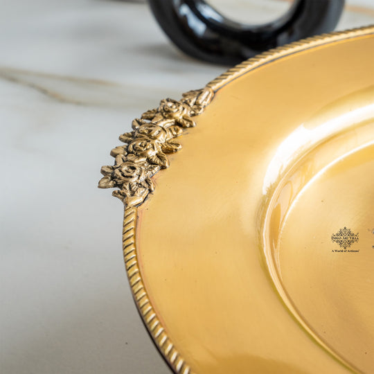 Pure Brass Tray With Embossed Round Shape Deisgn