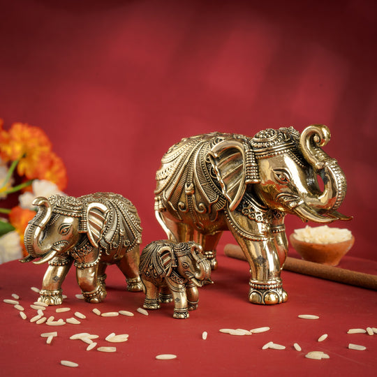 Brass Elephant Showpiece with Raised Trunk – Symbol of Prosperity