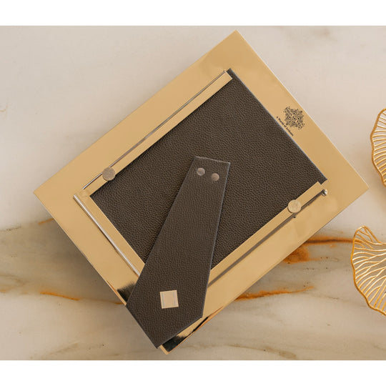 Silver Plated Photo Frame, Lotus Bird Flowers Design, 9.5x7.5 Inches Frame for 7x5 Photo Size, Ideal for Home Décor