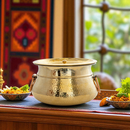 Brass Hammered Lagan Handi With Handle With Tin Lining  & Lid Cover
