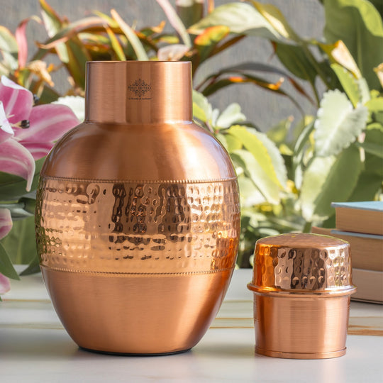 Pure copper bedroom bottle with lacquer coating and half hammered pot shape
