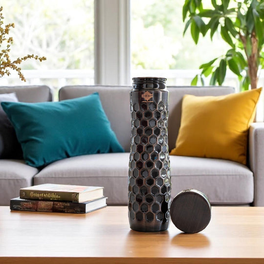 Pure Copper Water Bottle in Antique Finish with Diamond Hammered Design- 1000 ML