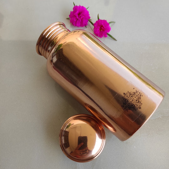 Pure Copper Bottle for Everyday Hydration - Easy to Carry