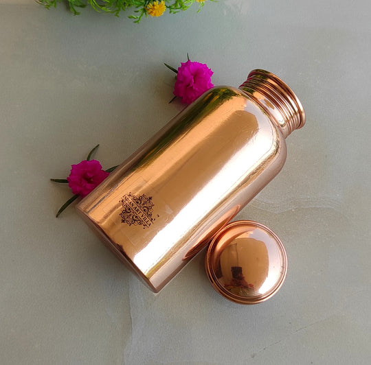Pure Copper Bottle for Everyday Hydration - Easy to Carry