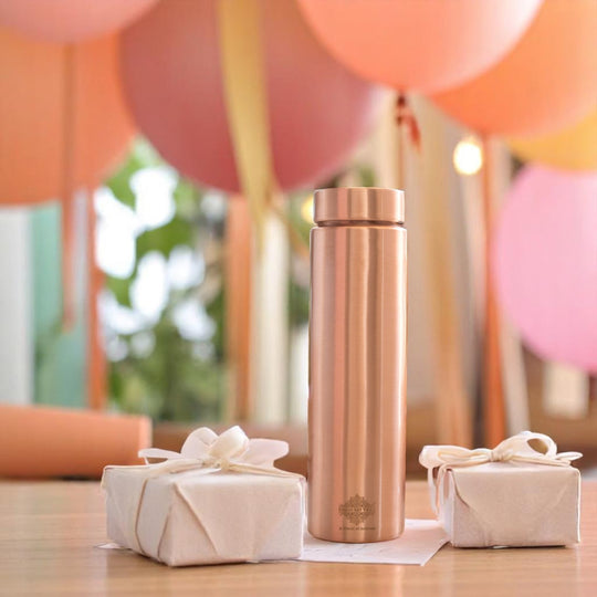 Pure Copper Bottle with Lacquer Coated Finish and Straight Shape