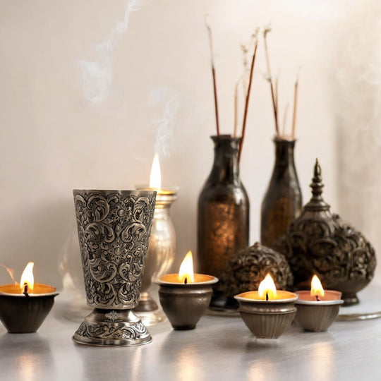 Hand-Embossed Aluminium Flower Vase | Elegant Decorative Glass Design | 17 cm Diameter