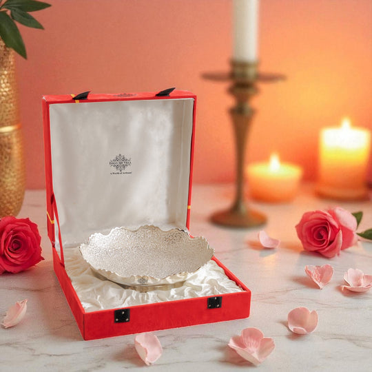 Handmade Silver Plated Round Design Deep Dish Bowl comes with Red/Blue Velevt box