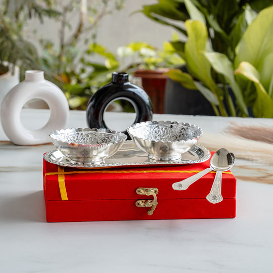 Handcrafted Silver Plated Designer Bowl Set with 2 Bowl, 2 Spoon, 1 Tray