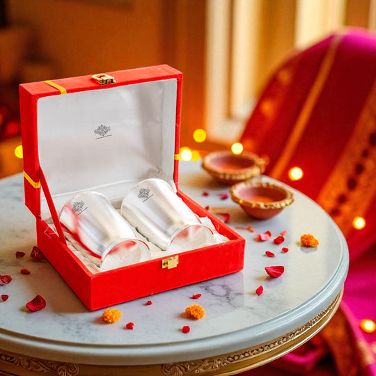 Silver-Plated Matt Finish  Glass With Red Velvet Glass