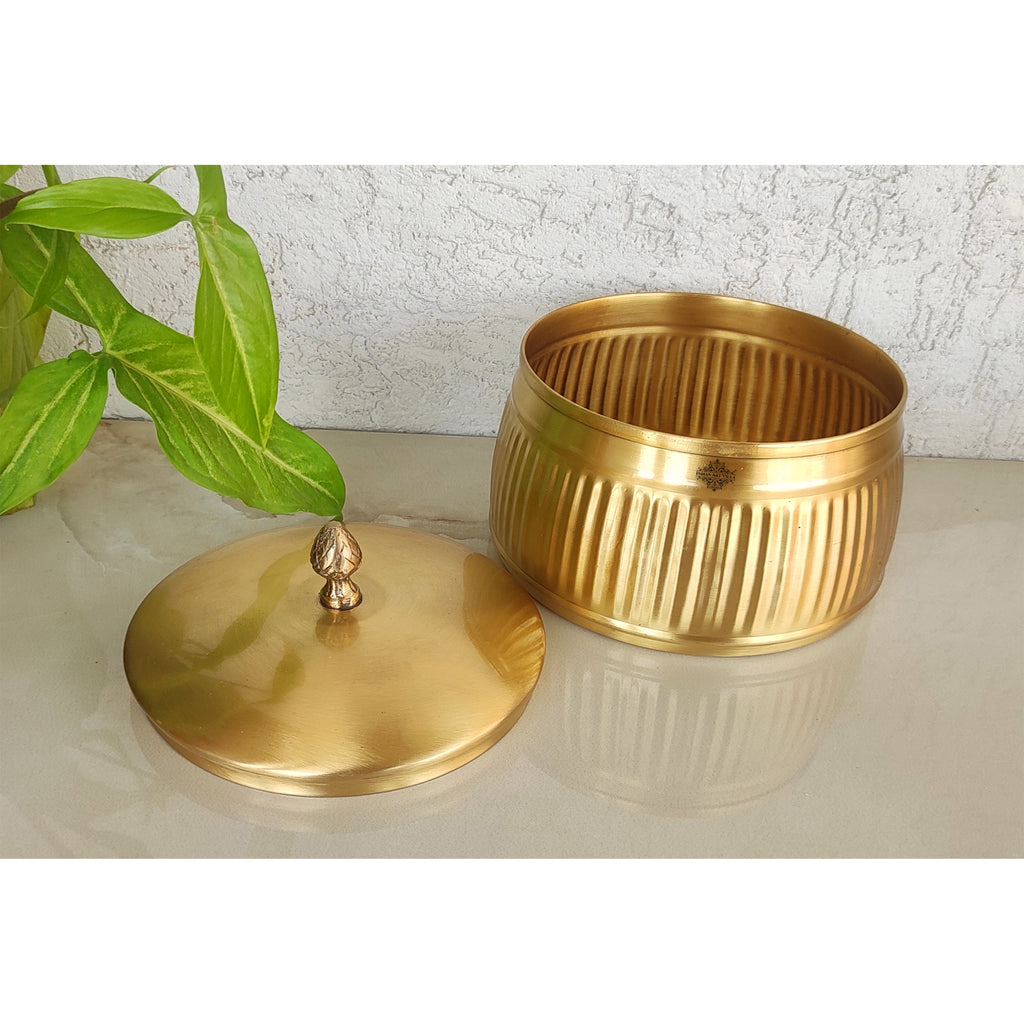 Indian Art Villa Pure Brass Lining Design Storage Box/Jar/Canister With Lid, Kitchen, Hotel & Restaurants, Volume-1200 ML