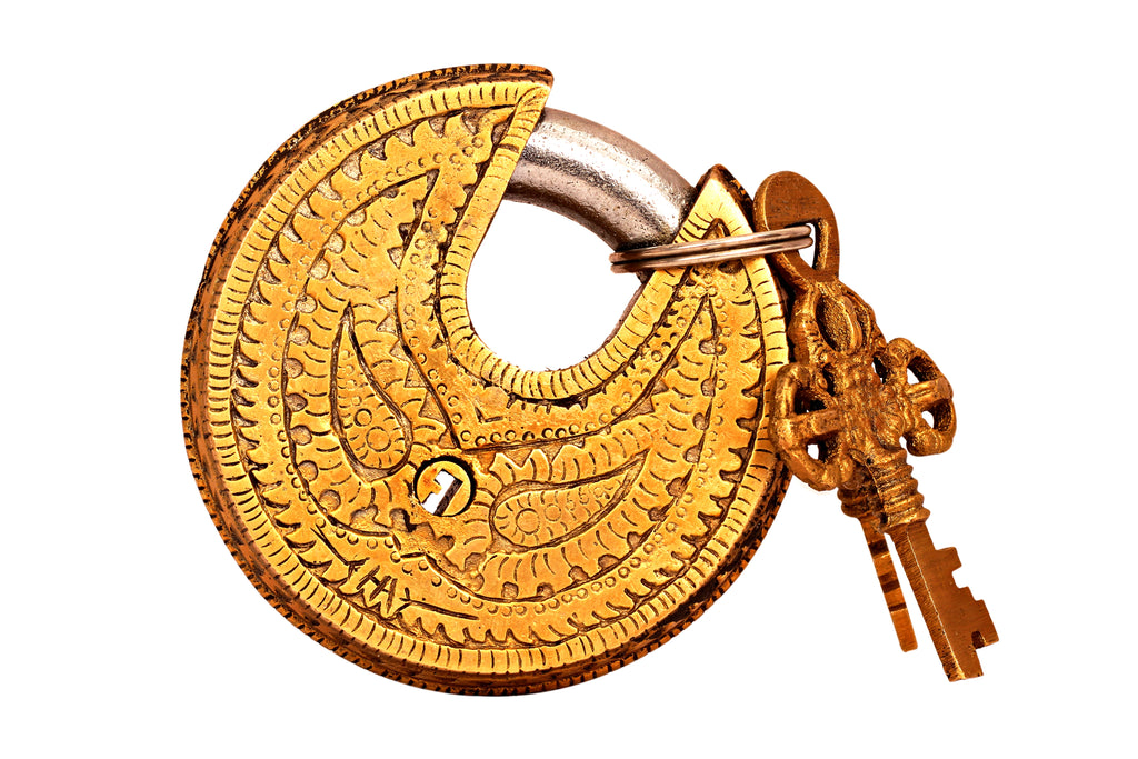 Indian Art Villa Brass Handmade Fish Design Round Pad Lock With 2 Keys