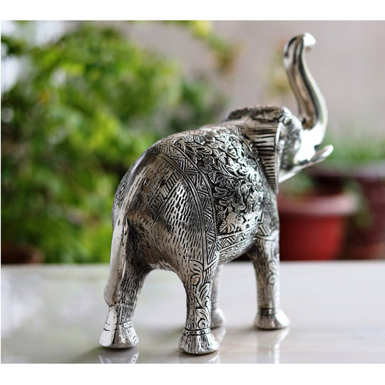 Aluminium Elephants With Dark Embosed Silver Finish Design, Home Decor, Room Decor, Handicarft Item & Decor, Color- Silver