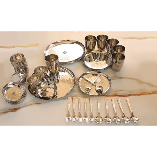 Stainless steel hammered 48 pieces round shape dinnerware set front view — Indian Art Villa