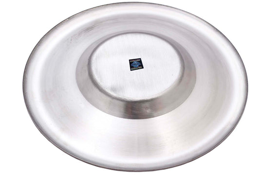 Steel underliner serving soup vegetable top view — Indian Art Villa