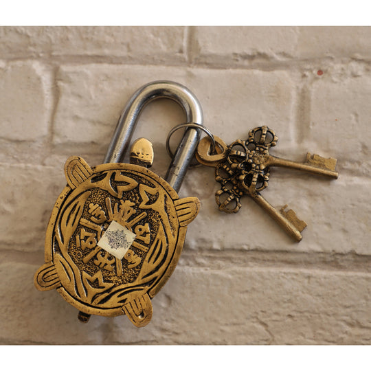 Handmade Old Vintage Style Antique Tortoise Shape Brass Security Lock with 2 Keys|Home Temple Office,Size-1x13.97 cm